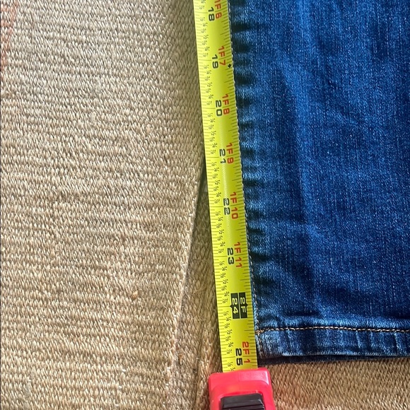KUT from the Kloth Katy High Rise Straight Jeans - Picture 6 of 6